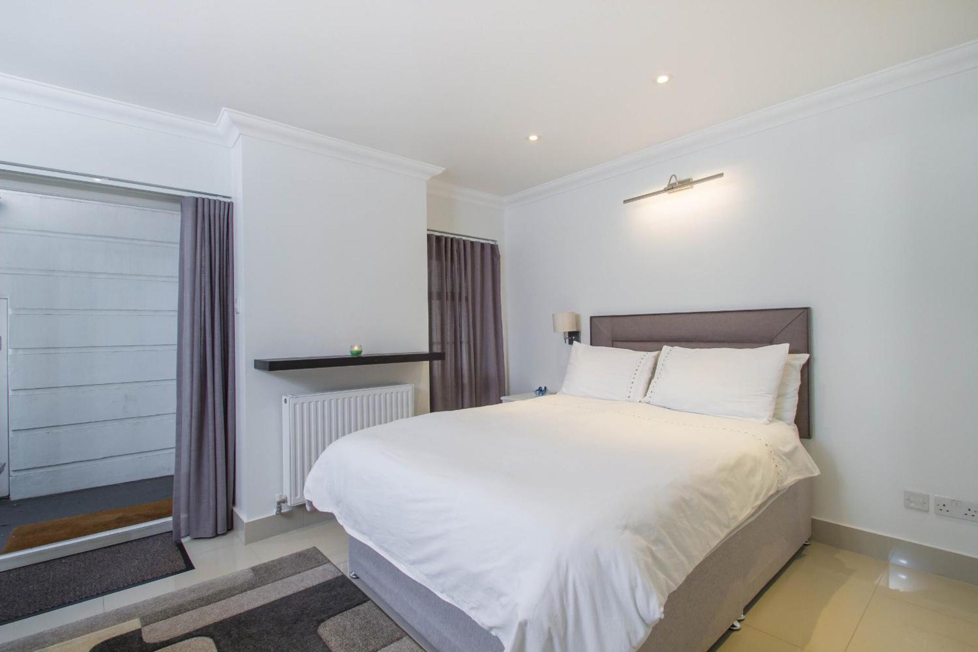 Marylebone Village Apartments Лондон Номер фото