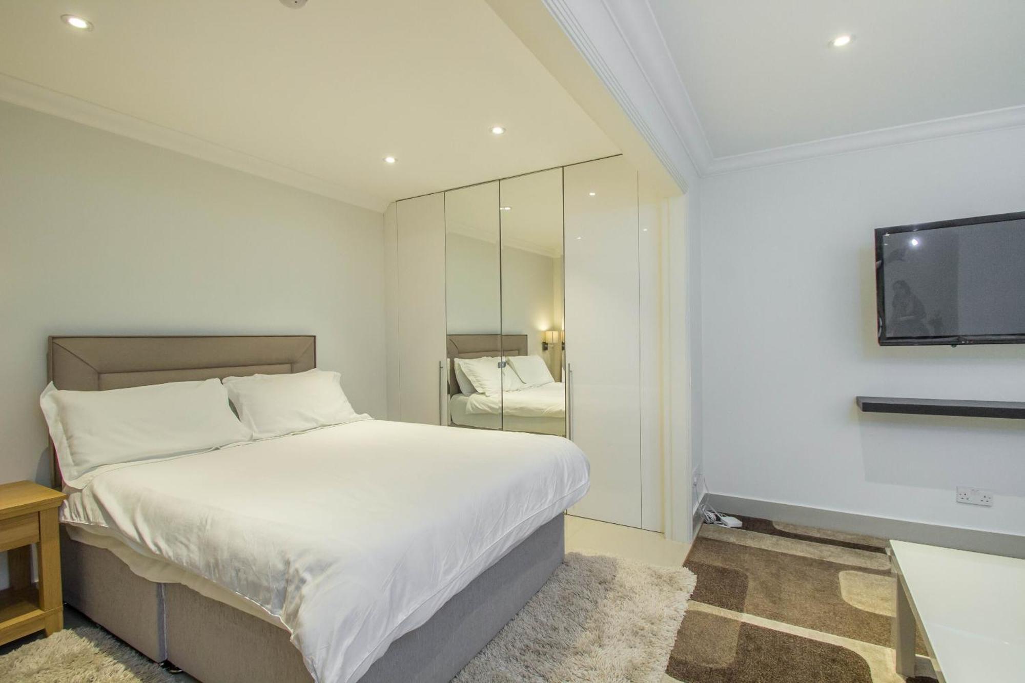Marylebone Village Apartments Лондон Номер фото